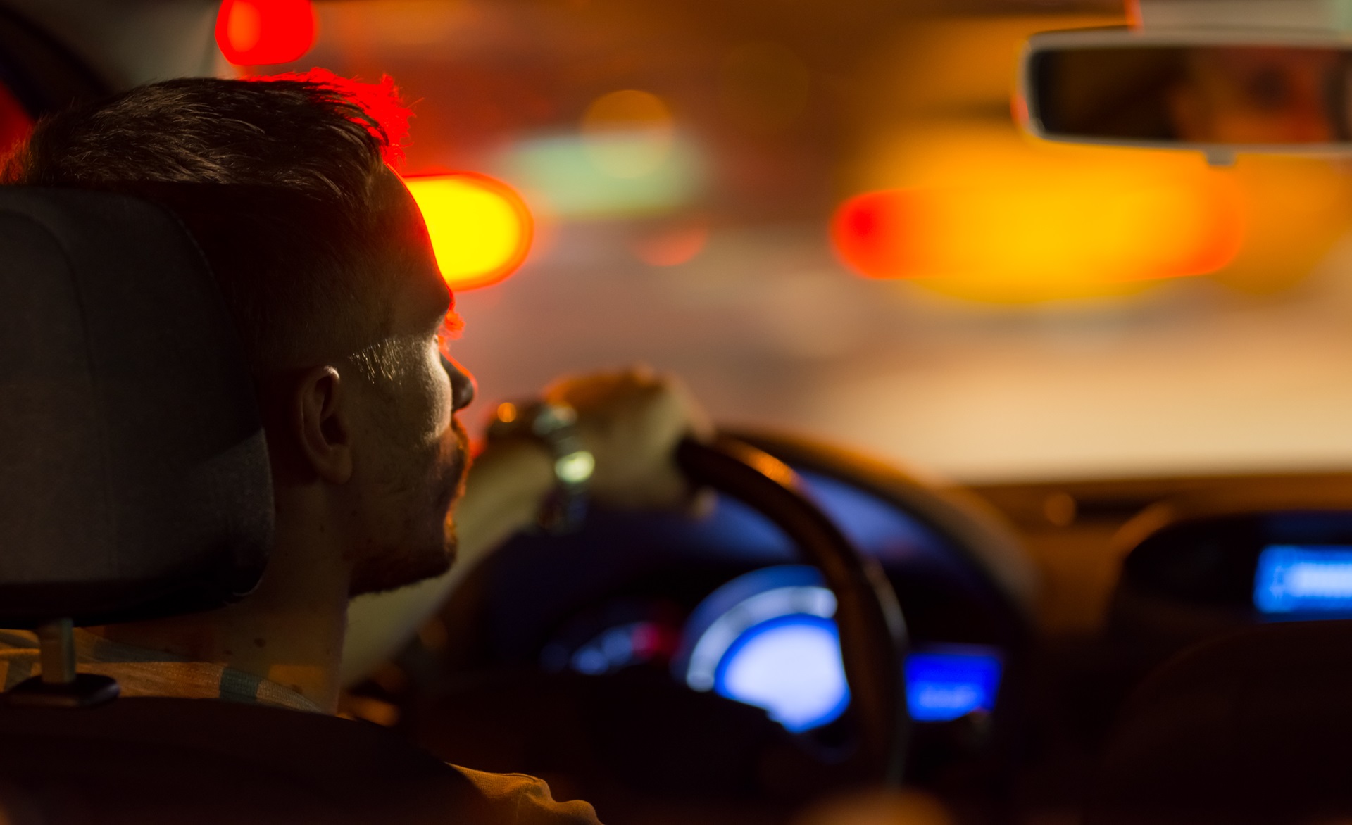 Top 10 Tips for Safe Nighttime Driving: Expert Advice for the Best Driving Experience